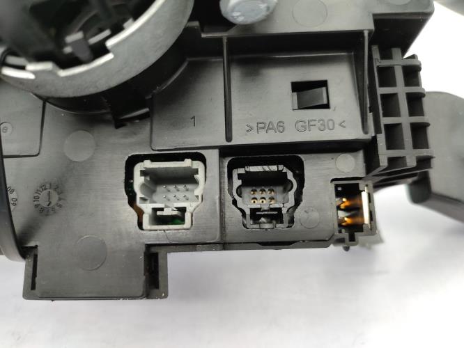 Com (Bloc Contacteur Tournant+Commodo Essuie Glace+Commodo Phare) PEUGEOT PARTNER 2 PHASE 1 Diesel