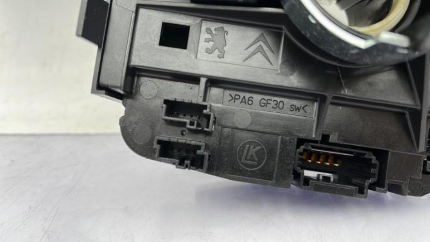 Com (Bloc Contacteur Tournant+Commodo Essuie Glace+Commodo Phare) CITROEN C4 2 PHASE 1 Diesel