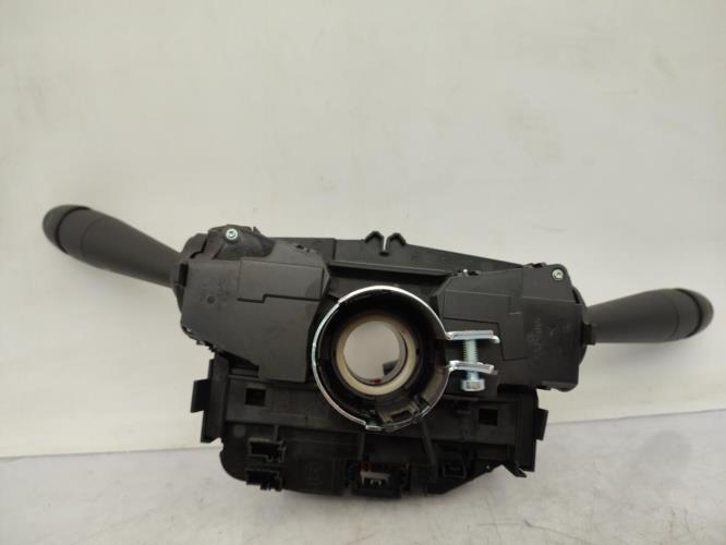 Com (Bloc Contacteur Tournant+Commodo Essuie Glace+Commodo Phare) CITROEN C4 2 PHASE 1 Diesel