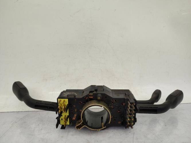 Com (Bloc Contacteur Tournant+Commodo Essuie Glace+Commodo Phare) AUDI 80 3 PHASE 2 Diesel