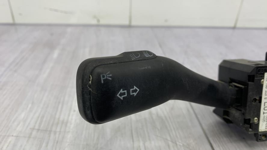 Com (Bloc Contacteur Tournant+Commodo Essuie Glace+Commodo Phare) AUDI A2 Essence