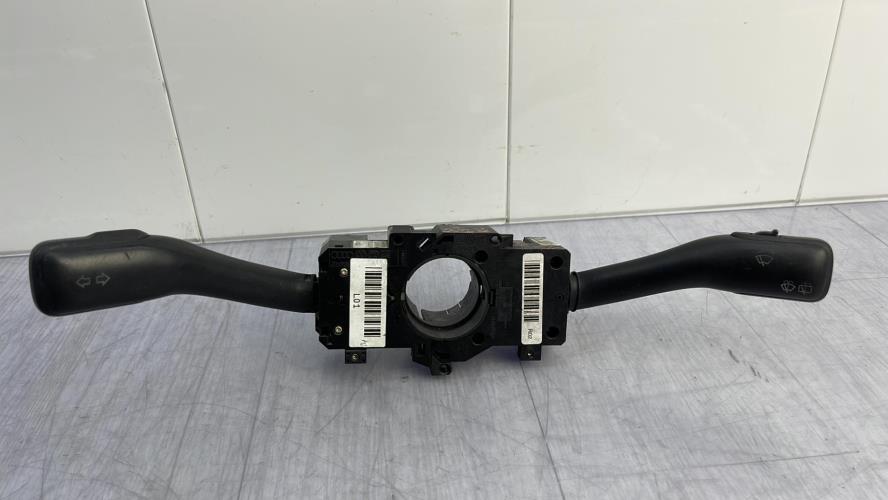 Com (Bloc Contacteur Tournant+Commodo Essuie Glace+Commodo Phare) AUDI A3 1 PHASE 1 Essence