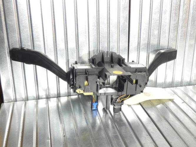 Com (Bloc Contacteur Tournant+Commodo Essuie Glace+Commodo Phare) AUDI A3 2 PHASE 1 Diesel