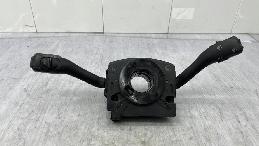 Com (Bloc Contacteur Tournant+Commodo Essuie Glace+Commodo Phare) AUDI A6 2 PHASE 1 Diesel