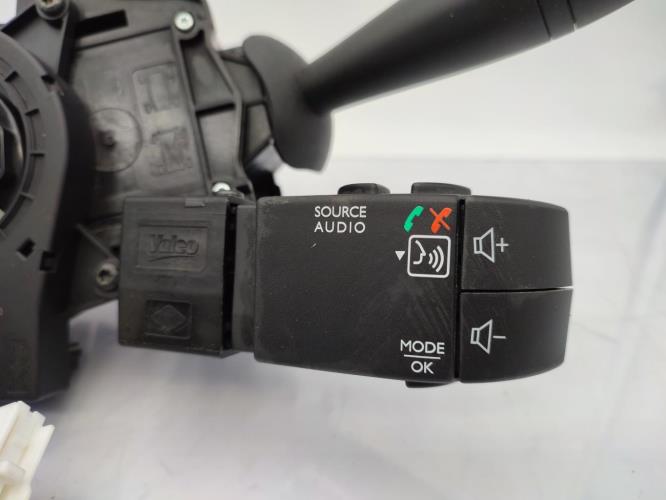 Com (Bloc Contacteur Tournant+Commodo Essuie Glace+Commodo Phare) DACIA SANDERO 2 PHASE 2 Essence