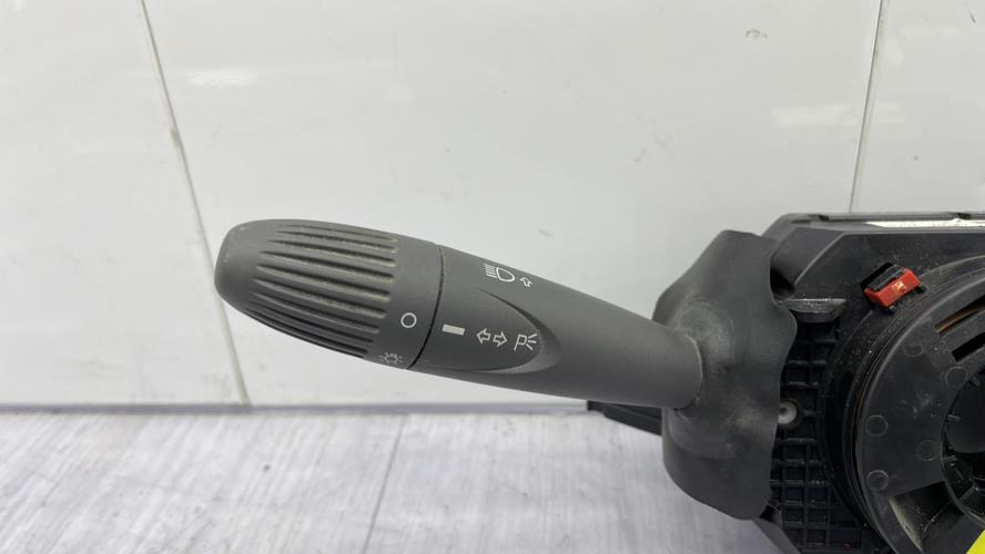 Com (Bloc Contacteur Tournant+Commodo Essuie Glace+Commodo Phare) FIAT PANDA 2 PHASE 1 Essence