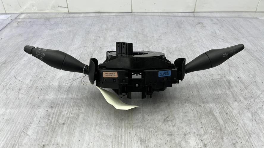 Com (Bloc Contacteur Tournant+Commodo Essuie Glace+Commodo Phare) FORD FIESTA 5 PHASE 1 Diesel