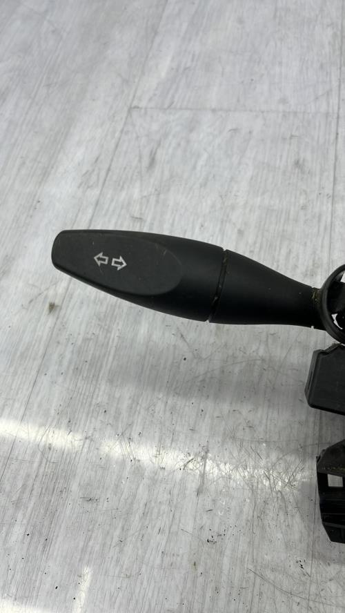 Com (Bloc Contacteur Tournant+Commodo Essuie Glace+Commodo Phare) FORD FOCUS 1 Diesel