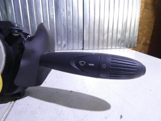 Com (Bloc Contacteur Tournant+Commodo Essuie Glace+Commodo Phare) FORD KA 2 PHASE 2 Essence