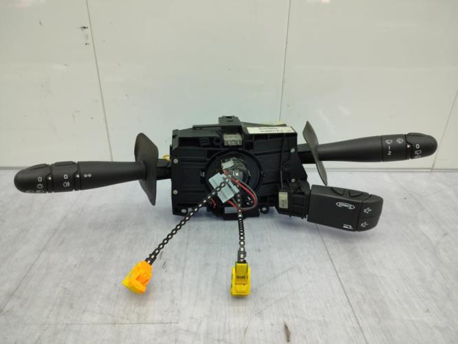 Com (Bloc Contacteur Tournant+Commodo Essuie Glace+Commodo Phare) RENAULT CLIO 2 CAMPUS PHASE 1 Diesel