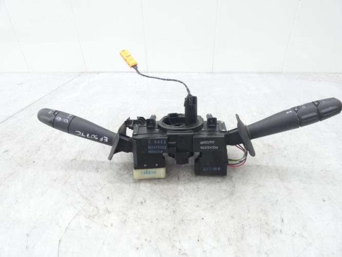 Com (Bloc Contacteur Tournant+Commodo Essuie Glace+Commodo Phare) RENAULT CLIO 2 PHASE 1 Essence