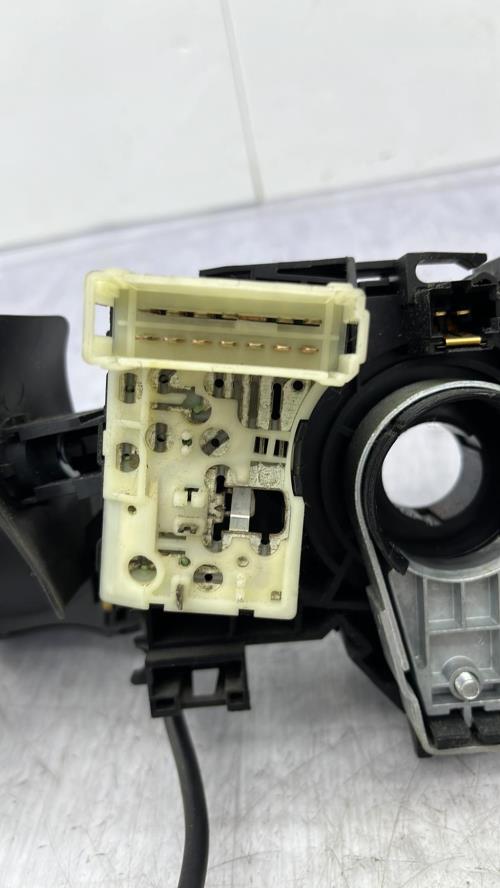 Com (Bloc Contacteur Tournant+Commodo Essuie Glace+Commodo Phare) RENAULT CLIO 2 PHASE 1 Essence