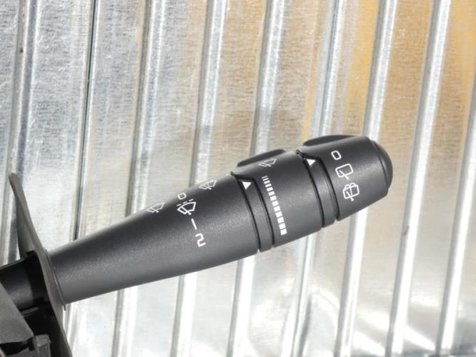 Com (Bloc Contacteur Tournant+Commodo Essuie Glace+Commodo Phare) RENAULT CLIO 2 PHASE 2 Essence