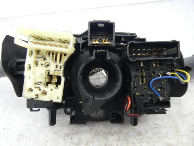 Com (Bloc Contacteur Tournant+Commodo Essuie Glace+Commodo Phare) RENAULT CLIO 2 PHASE 2 Diesel