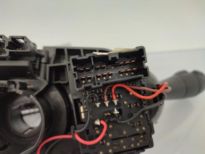 Com (Bloc Contacteur Tournant+Commodo Essuie Glace+Commodo Phare) RENAULT CLIO 4 PHASE 1 Diesel