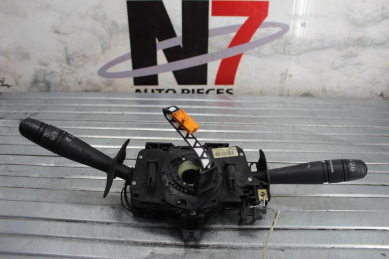 Com (Bloc Contacteur Tournant+Commodo Essuie Glace+Commodo Phare) RENAULT CLIO 2 PHASE 1 Diesel