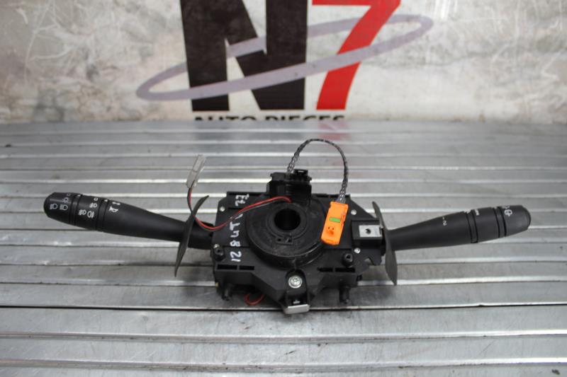 Com (Bloc Contacteur Tournant+Commodo Essuie Glace+Commodo Phare) RENAULT ESPACE 3 Diesel