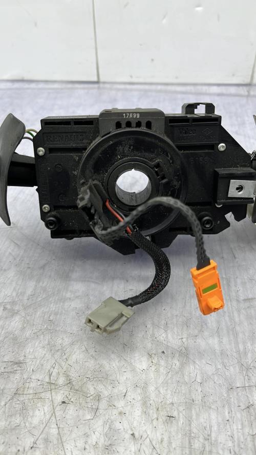 Com (Bloc Contacteur Tournant+Commodo Essuie Glace+Commodo Phare) RENAULT GRAND ESPACE 3 Diesel
