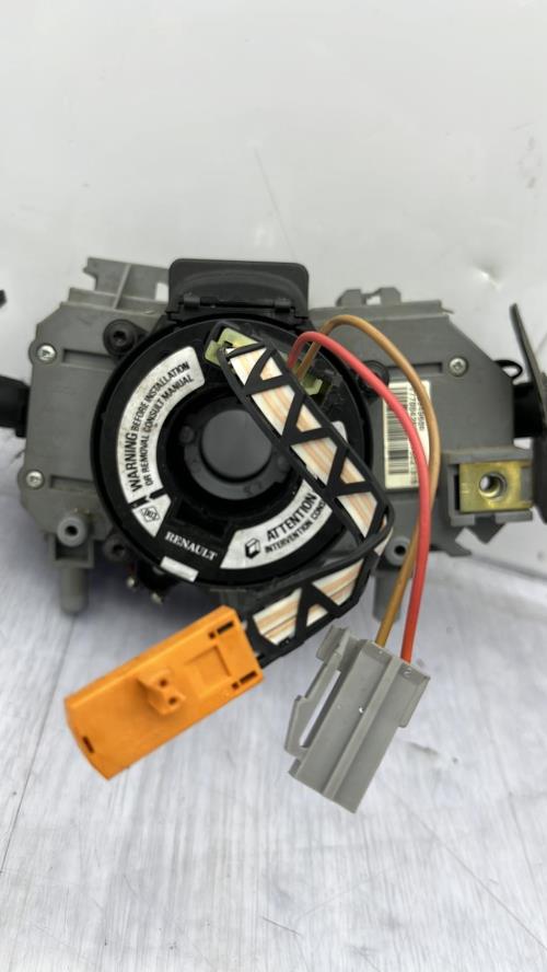 Com (Bloc Contacteur Tournant+Commodo Essuie Glace+Commodo Phare) RENAULT SCENIC 1 PHASE 2 Diesel