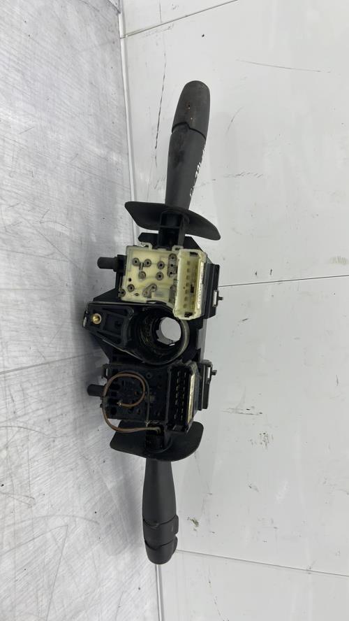 Com (Bloc Contacteur Tournant+Commodo Essuie Glace+Commodo Phare) RENAULT TRAFIC 1 PHASE 3 Diesel