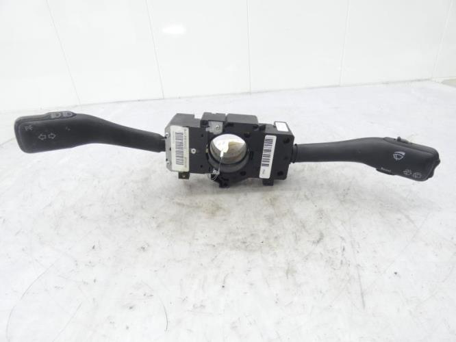 Com (Bloc Contacteur Tournant+Commodo Essuie Glace+Commodo Phare) VOLKSWAGEN GOLF 4 Essence