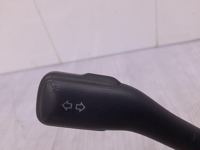 Com (Bloc Contacteur Tournant+Commodo Essuie Glace+Commodo Phare) VOLKSWAGEN GOLF 4 Diesel