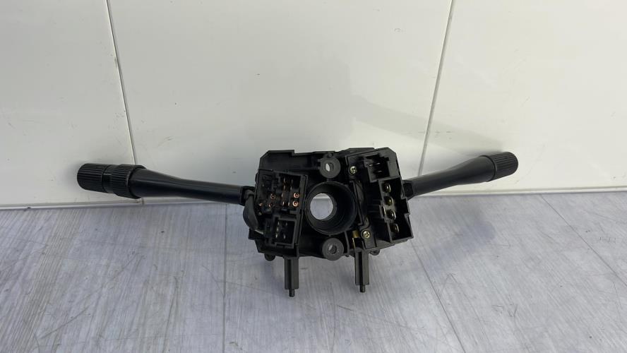 Com (Bloc Contacteur Tournant+Commodo Essuie Glace+Commodo Phare) ROVER 200 2 Essence