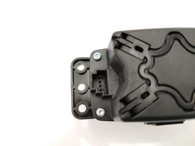 Commande GPS MERCEDES CLASSE A 176 PHASE 1 Essence