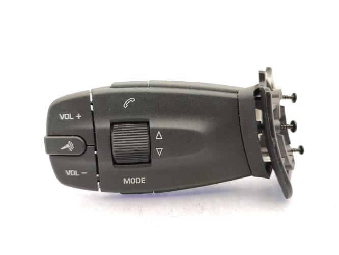Commande autoradio SEAT IBIZA 4 PHASE 2 Diesel