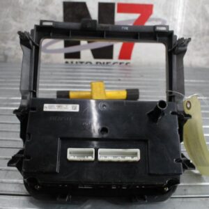 Commande chauffage TOYOTA AVENSIS VERSO PHASE 1 Diesel