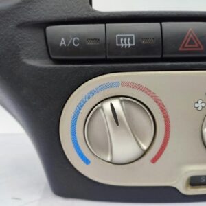 Commande chauffage TOYOTA YARIS 1 PHASE 2 Essence