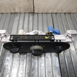 Commande chauffage DACIA SANDERO 1 Diesel