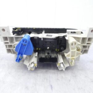 Commande chauffage DACIA SANDERO 1 Diesel