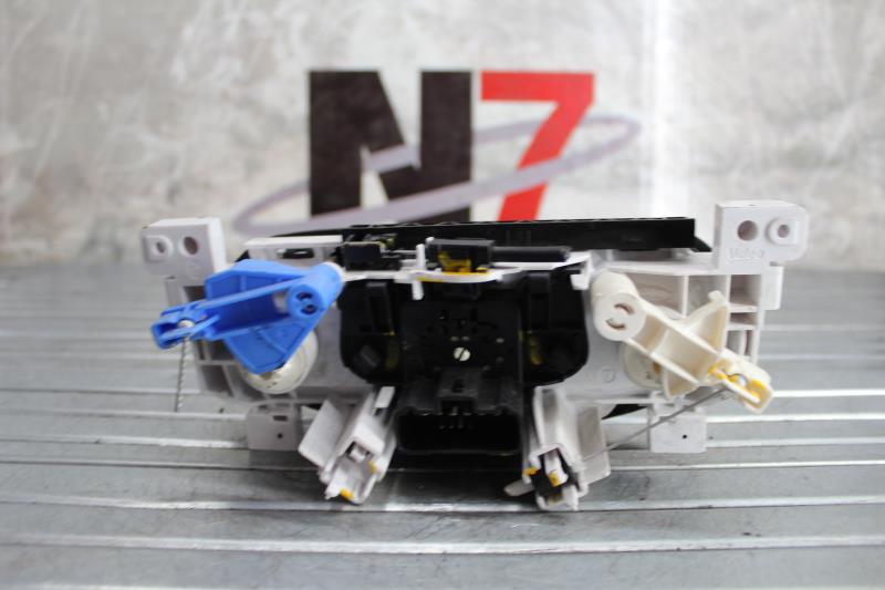 Commande chauffage DACIA SANDERO 1 Essence/GPL