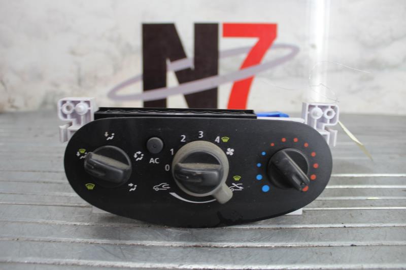 Commande chauffage DACIA DUSTER 1 PHASE 1 Diesel