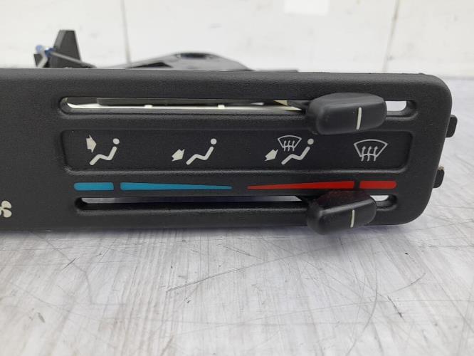 Commande chauffage PEUGEOT 106 PHASE 2 Diesel