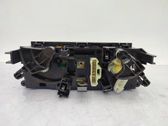 Commande chauffage PEUGEOT 207 PHASE 1 Essence