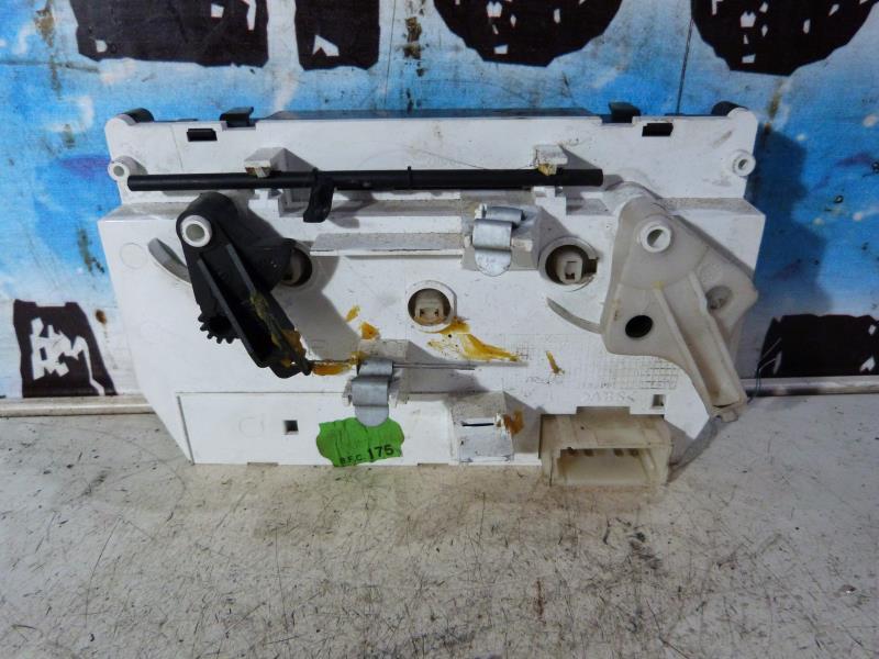 Commande chauffage PEUGEOT 206+ Essence