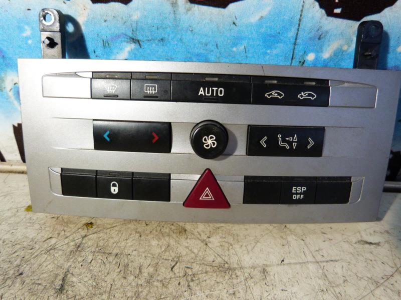 Commande chauffage PEUGEOT 407 PHASE 1 BREAK Diesel