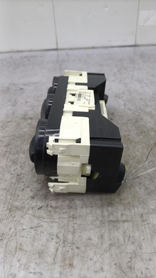 Commande chauffage VOLKSWAGEN POLO 4 PHASE 2 Diesel