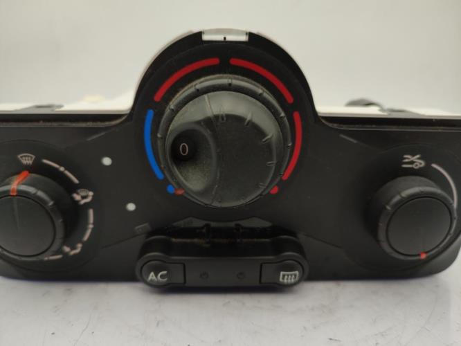 Commande chauffage RENAULT CLIO 3 PHASE 1 Diesel
