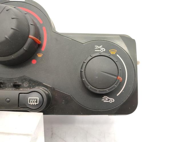 Commande chauffage RENAULT CLIO 3 PHASE 2 Essence