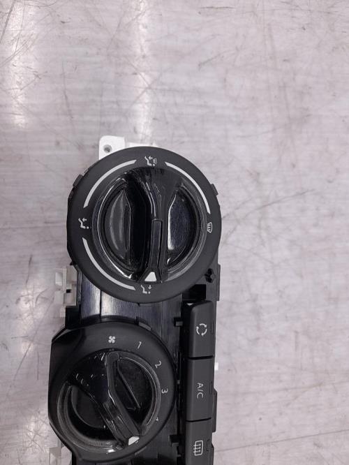 Commande chauffage PEUGEOT 208 1 PHASE 1 Diesel