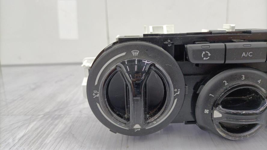 Commande chauffage PEUGEOT 208 1 PHASE 2 Essence