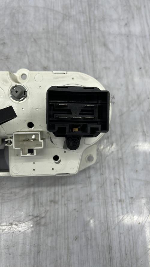 Commande chauffage FORD FIESTA 5 PHASE 1 Essence