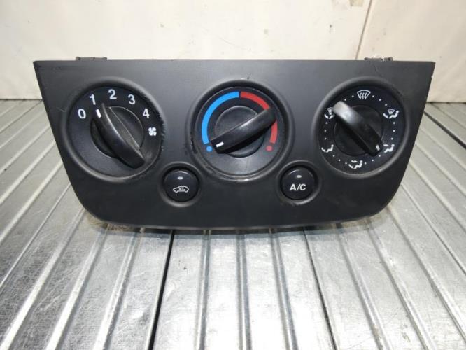 Commande chauffage FORD FIESTA 5 PHASE 2 Diesel