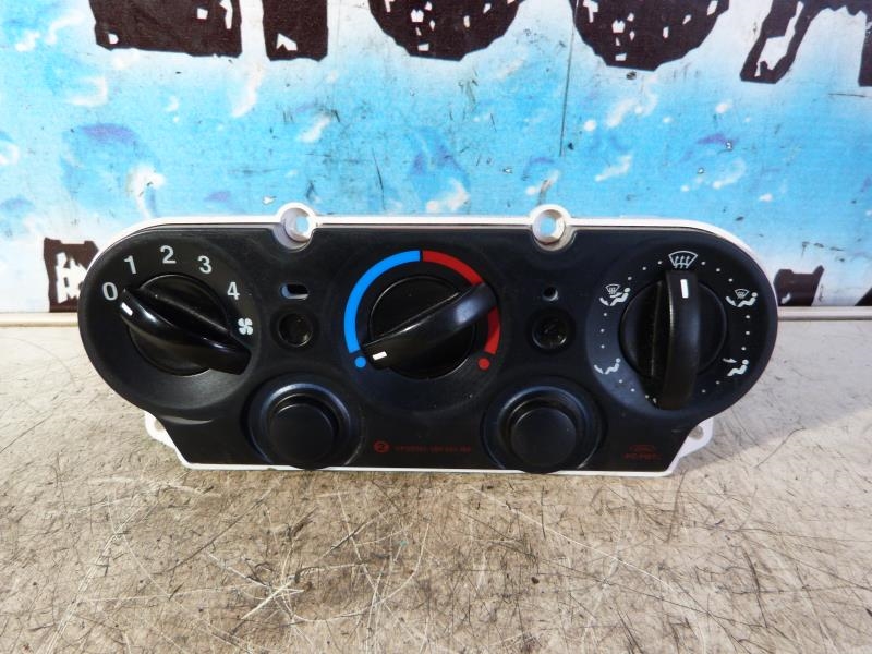 Commande chauffage FORD FIESTA 5 PHASE 1 Essence