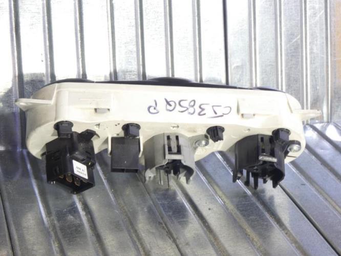 Commande chauffage FORD FOCUS 1 BREAK Diesel