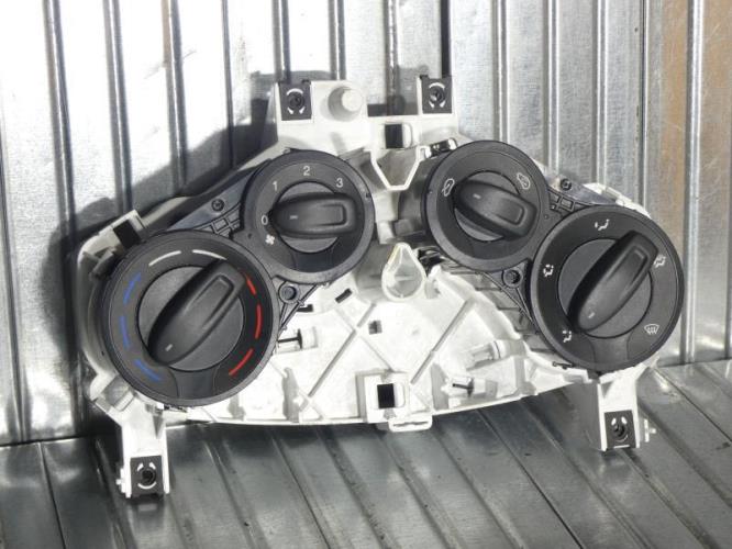 Commande chauffage FORD KA 2 PHASE 2 Essence