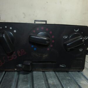 Commande chauffage NISSAN Essence
